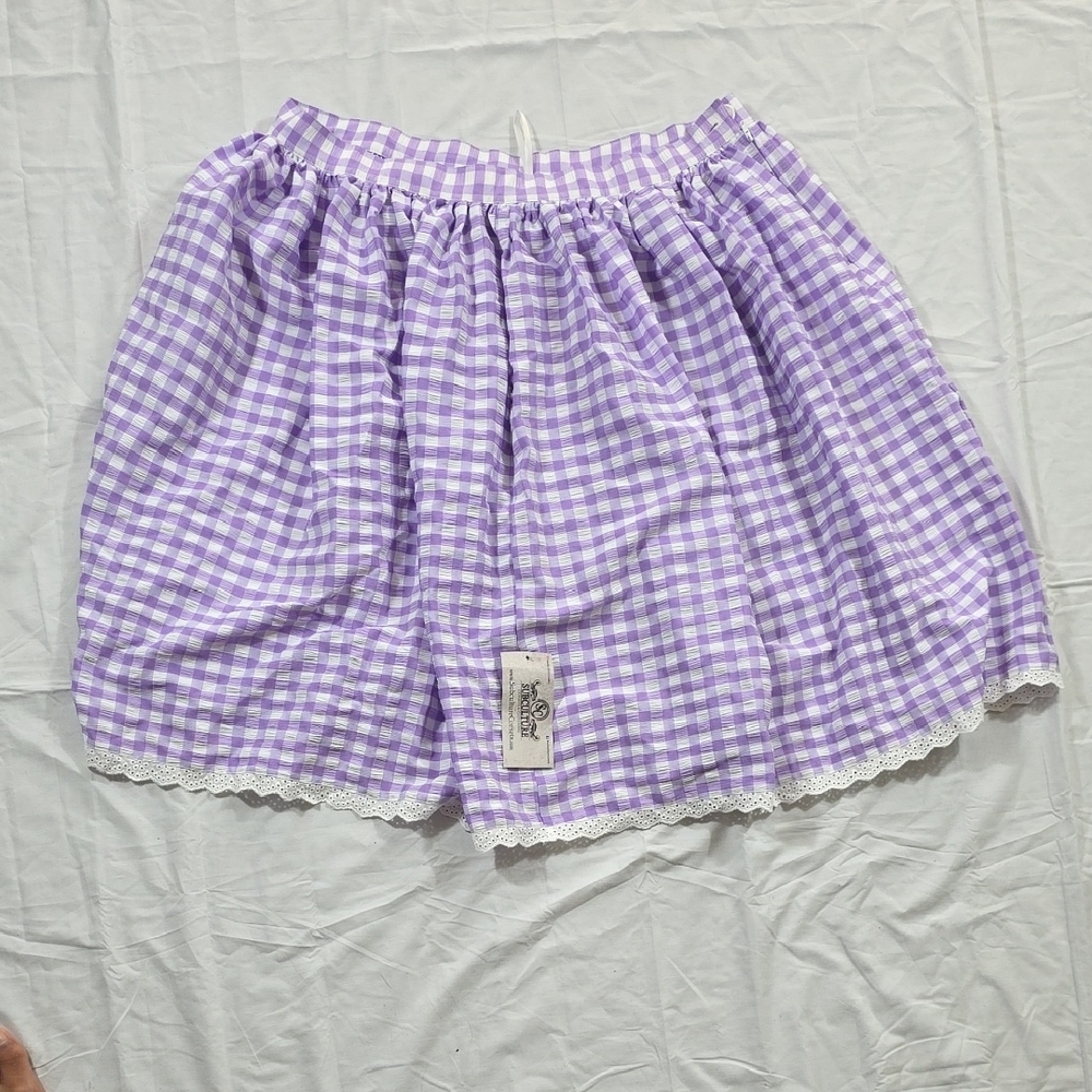 Hell Bunny Lilac Gingham Circle Skirt with White Lace Trim - Picture 2 of 7